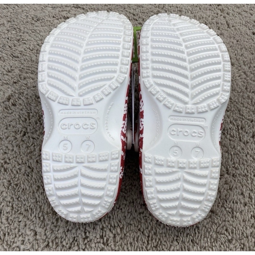 Crocs Classic Holiday‎ Sweater Clogs Men's 5, Women's 7 Red & White Shoes 209237 - Picture 6 of 10